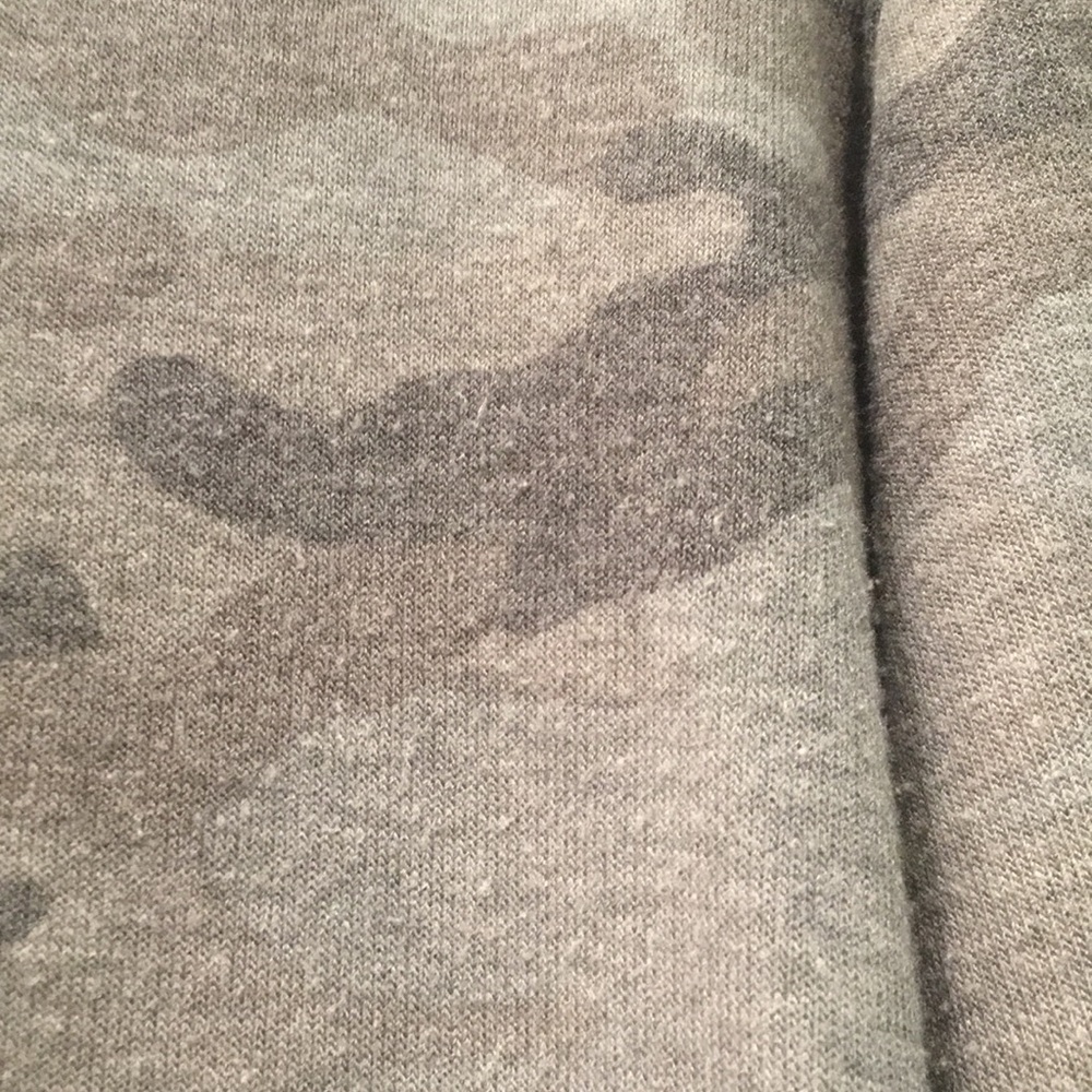 Camouflage Top - Picture 5 of 7